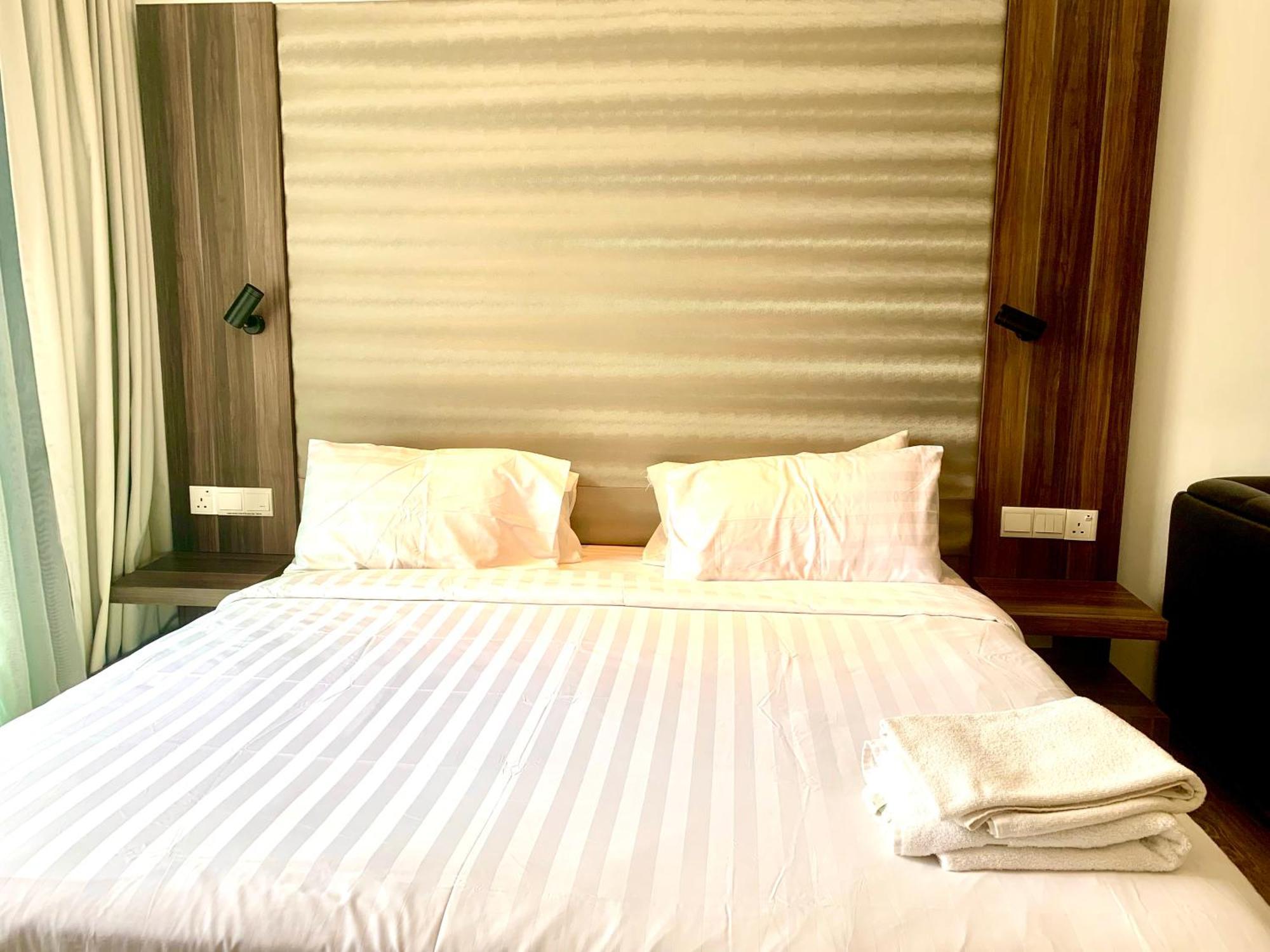 Roomy @one Bukit Ceylon Apartment