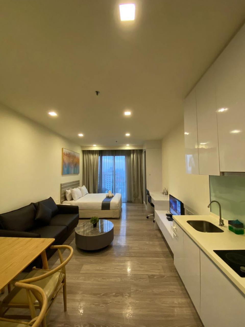 Roomy @one Bukit Ceylon * Kuala Lumpur